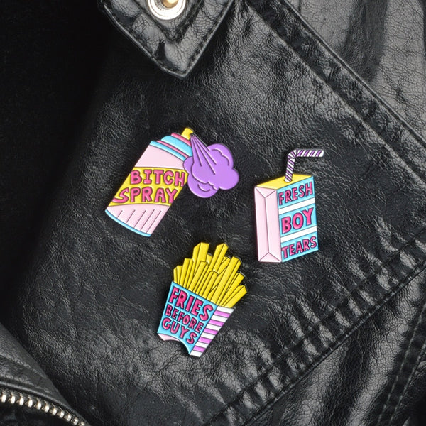 Pinuri cartofi prăjiți, cutie de suc & spray