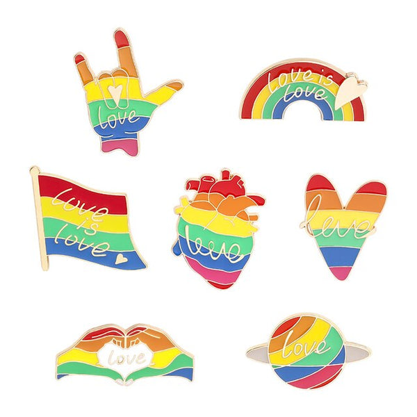 Pin ,,LOVE IS LOVE''