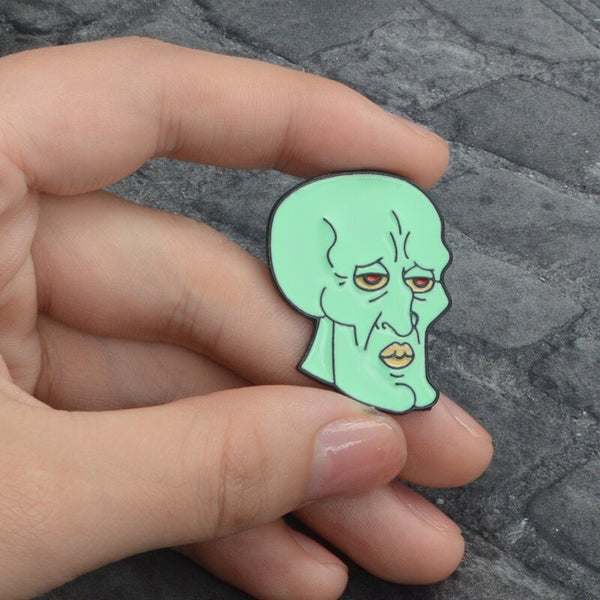 Pin Craniu verde