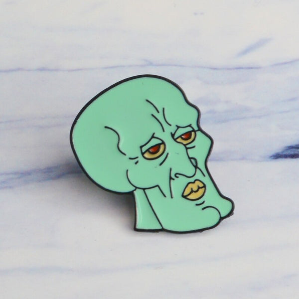 Pin Craniu verde